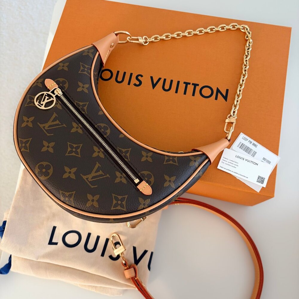🩷SOLD!🩷 NEW Louis Vuitton Monogram Loop Bag